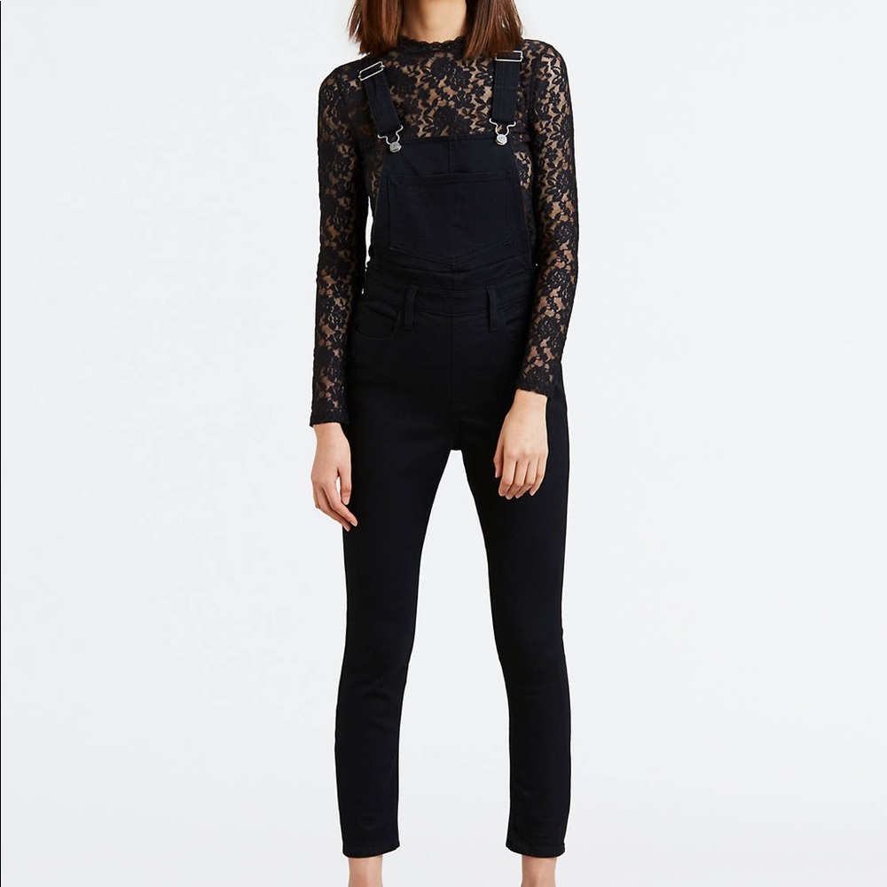 Levi Black Skinny Overalls